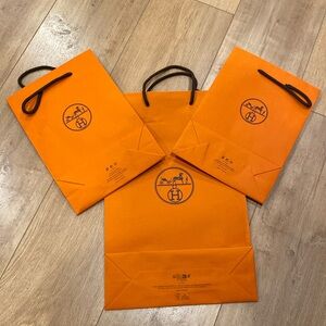 Hermès shopping bags 🐎💋🛍️🎁🧡
